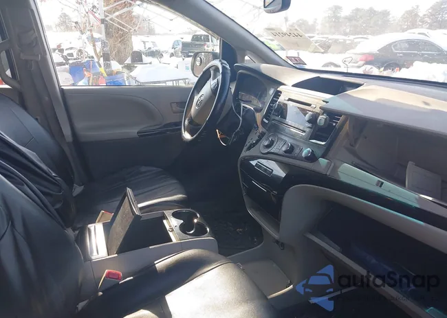 5TDKK3DC5CS262851: 44249214