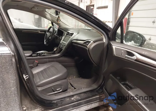 3FA6P0T93GR348519: 44250233