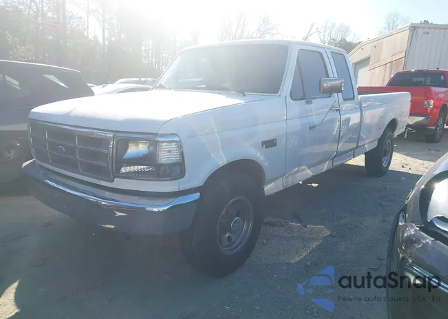 1FTHX25H3TEB21153: 44250372