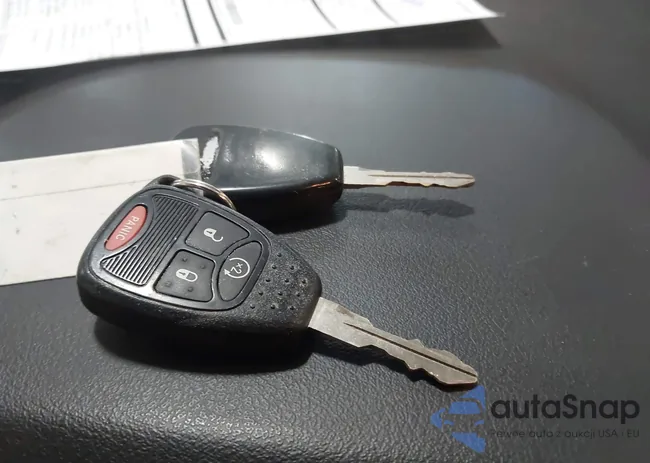 1C4NJRFB2FD105706: 44250373