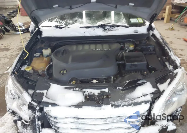 1C3CCBAG9EN152482: 44250484