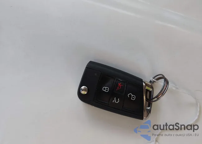 3VV3B7AX0LM162502: 44250488