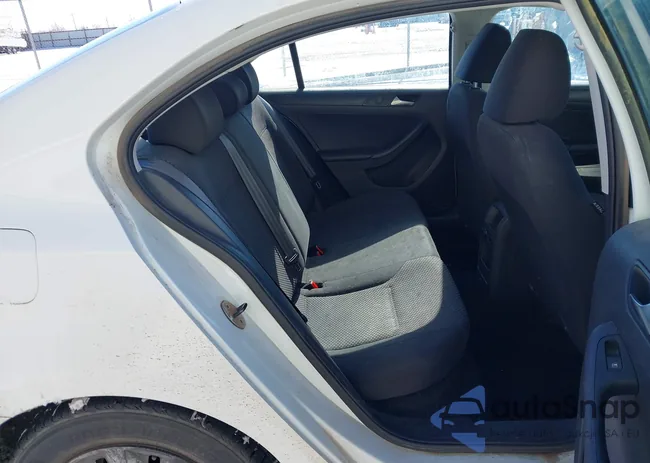 3VW2K7AJ4EM315906: 44250492