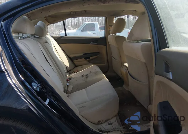 1HGCP26388A028058: 44250508