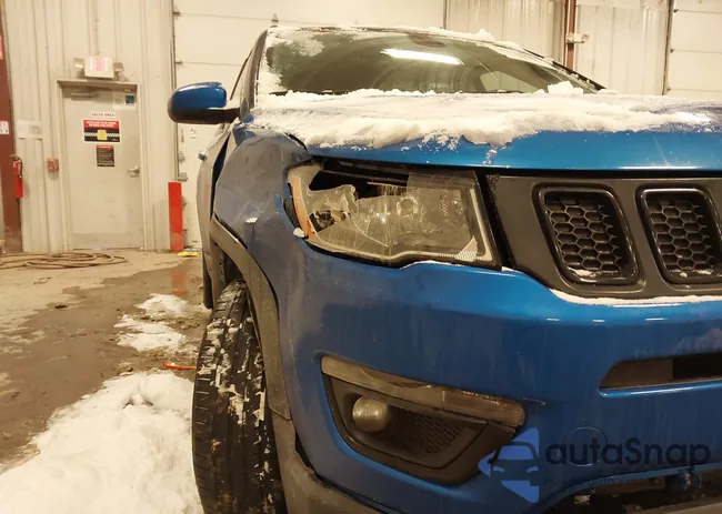 3C4NJDBB6KT598531: 44250626