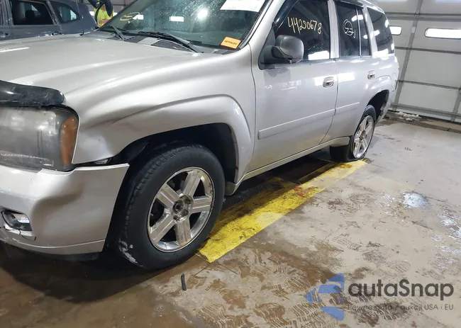 1GNDT13S272299427: 44250678