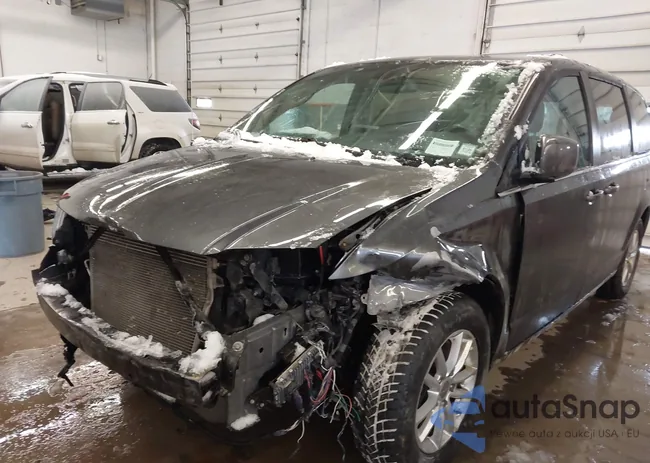 2C4RDGCG9KR785124: 44250735