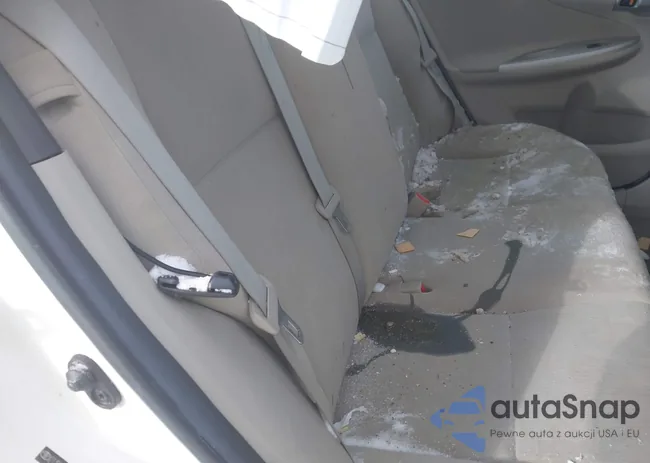 2T1BU4EE4BC661225: 44250760