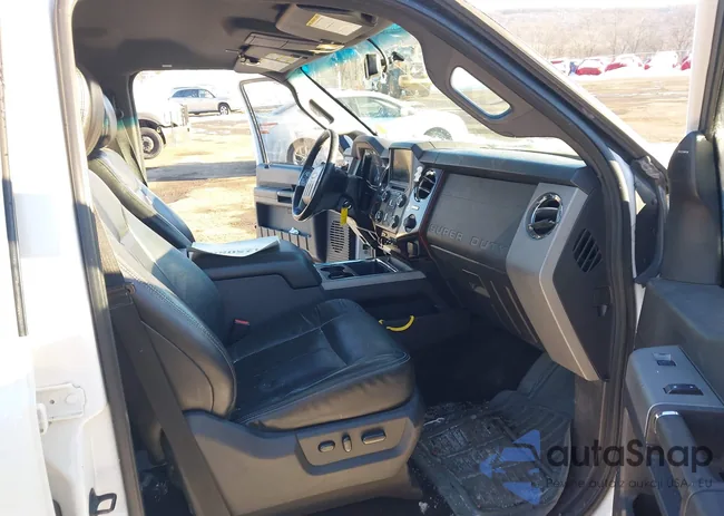 1FT7W2BT5EEA06676: 44250808