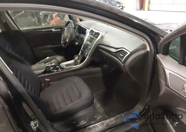 3FA6P0H74FR237452: 44249890