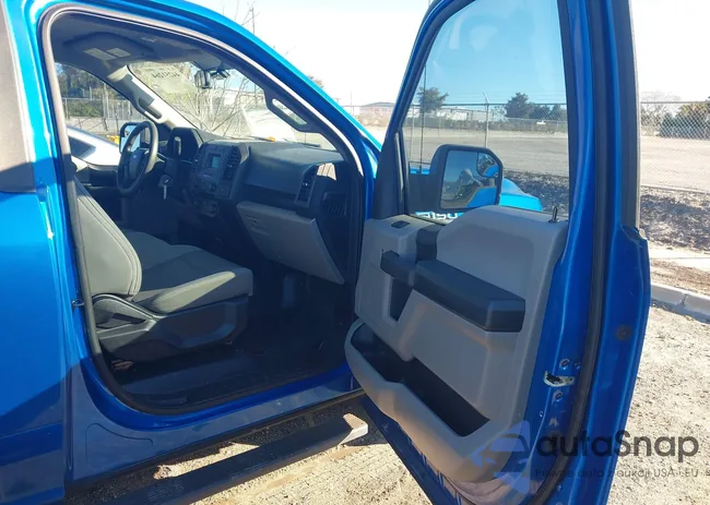 1FTMF1C82GKF53447: 44251264