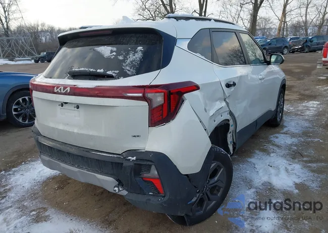 KNDEUCAA6R7652032: 44251276