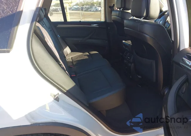 5UXZV4C50D0B01442: 44251284