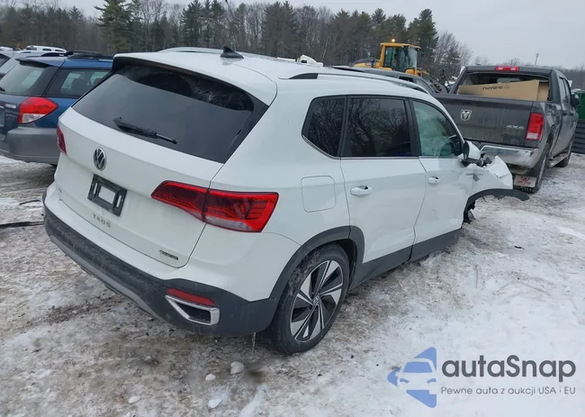 3VVUX7B2XRM092279: 44251302