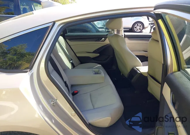 1HGCV1F10JA128126: 44251318