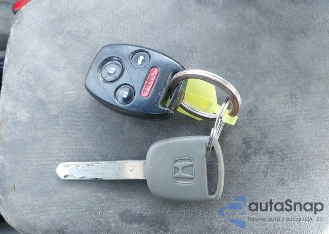 2HGFB2F58DH572620: 44251430