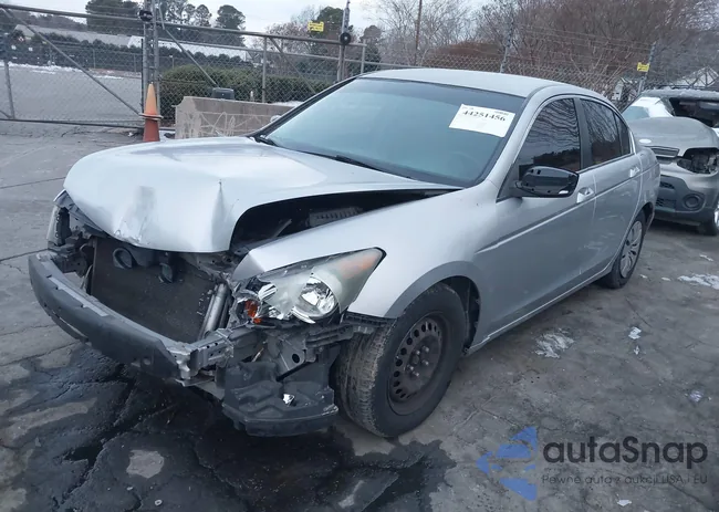 1HGCP2F37AA086247: 44251456