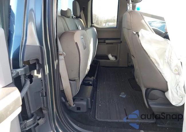 1FTFX1CG2JKE11491: 44251551