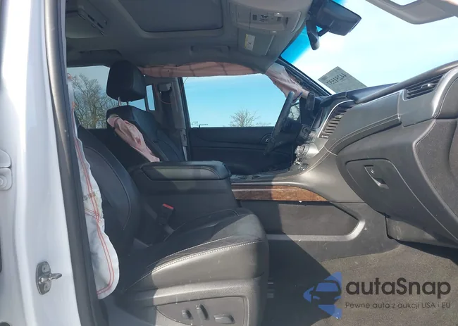 1GNSKHKC2JR385607: 44251557