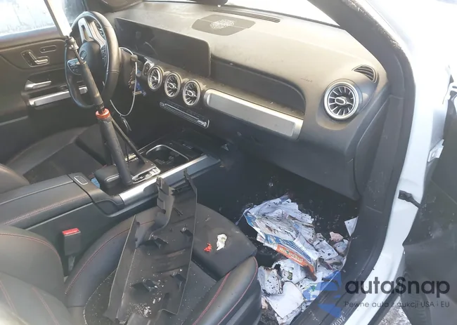 W1N4M4HB1LW035305: 44251576