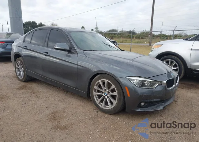 WBA8E5G34HNU45371: 44251775