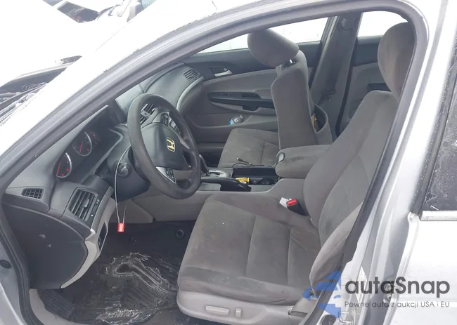 1HGCP2F44BA005845: 44251784