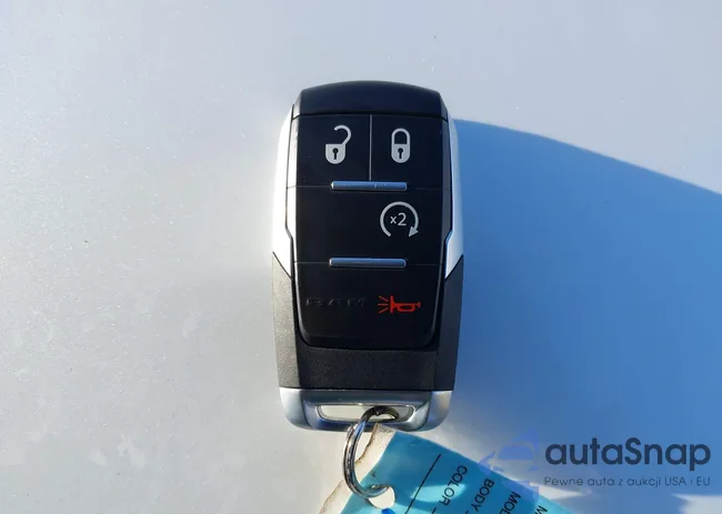 3C6UR5DL2RG106300: 44251793