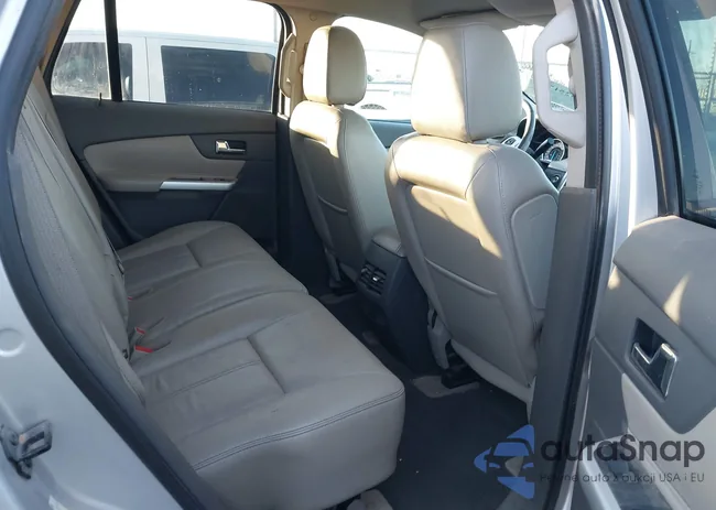 2FMDK3JCXDBB44208: 44251797