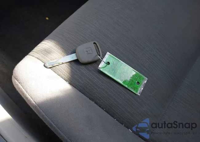 1HGCP2F44BA066743: 44251818