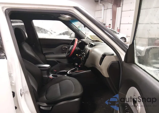 KNDJP3A50H7418752: 44250843