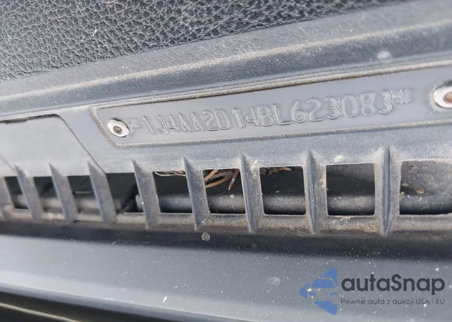 1J4AA2D14BL623083: 44250854