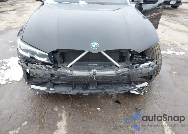 3MW5R7J04M8C00780: 44250905