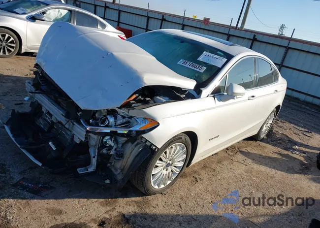 3FA6P0LU9GR203795: 44250977