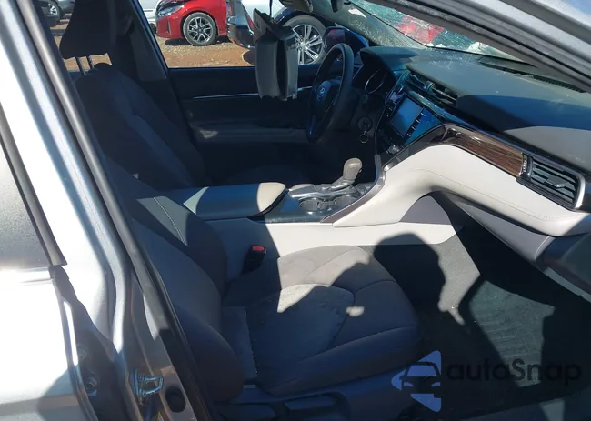 4T1B11HK6KU688756: 44251010