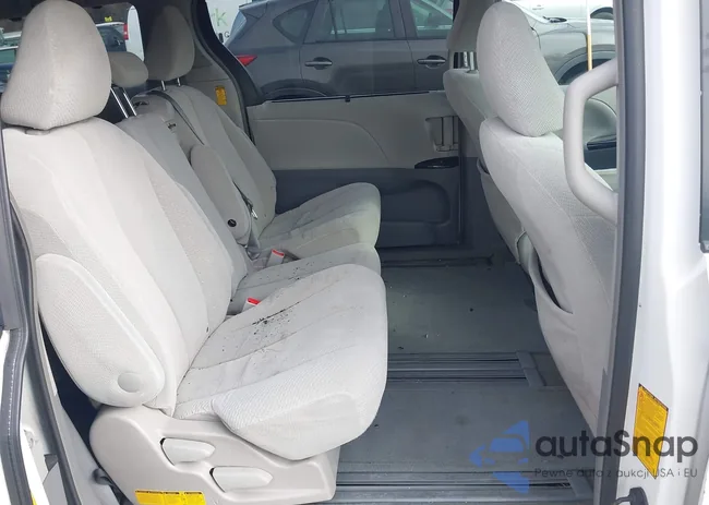 5TDKK3DC8ES495898: 44251025