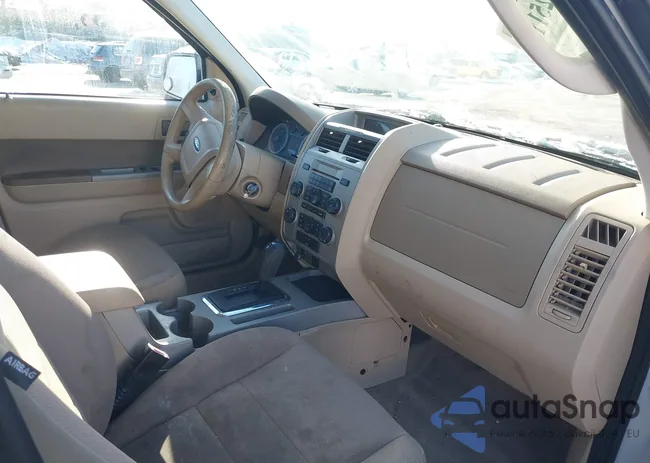 1FMCU93G19KB91973: 44251111