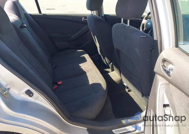 1N4AL2AP2CN426823: 44251124