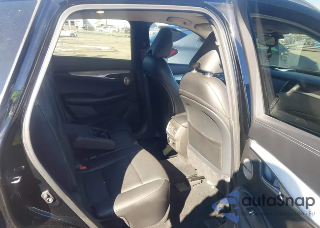 3PCAJ5M16KF121590: 44251130