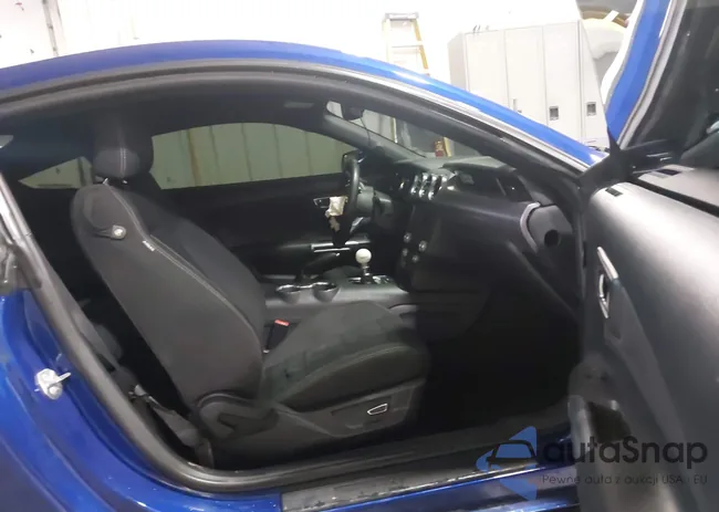 1FA6P8CF0G5309104: 44251132