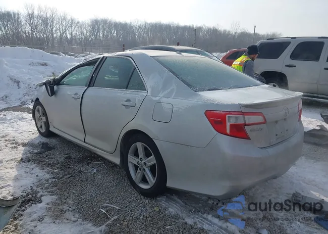 4T1BF1FK2DU256852: 44251149