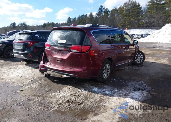 2C4RC1BG4HR735144: 44251186