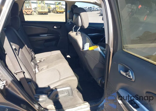 3C4PDCAB6HT528242: 44251208