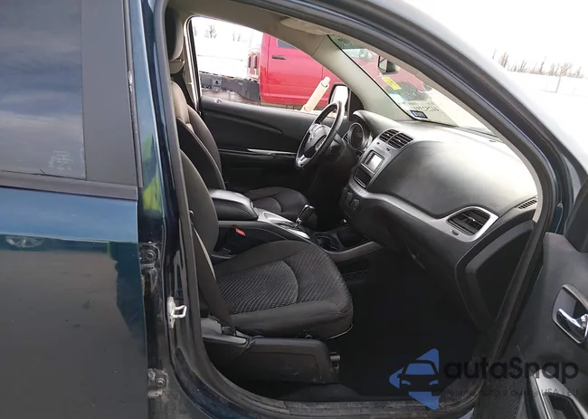 3C4PDCAB0FT510106: 44252391