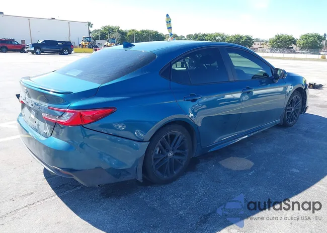 4T1DAACK0SU170402: 44252444