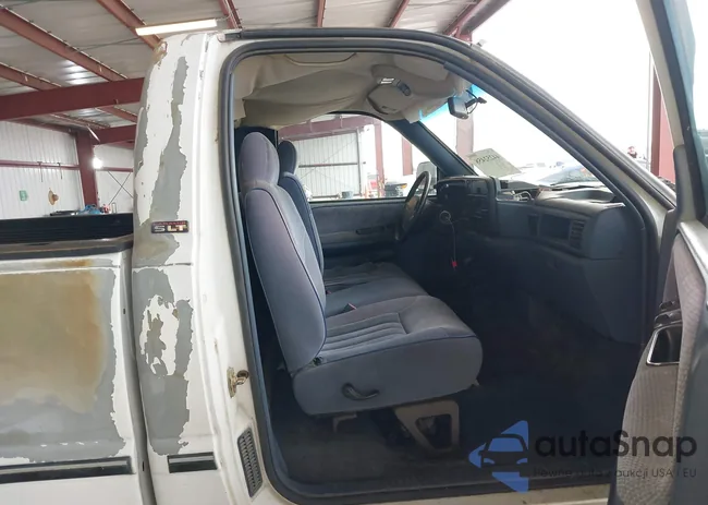 1B7KC26ZXRS674417: 44252458