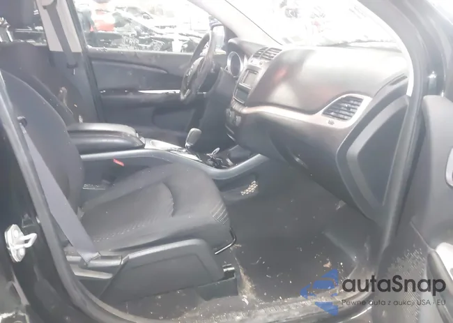 3C4PDDBG0GT217047: 44252463