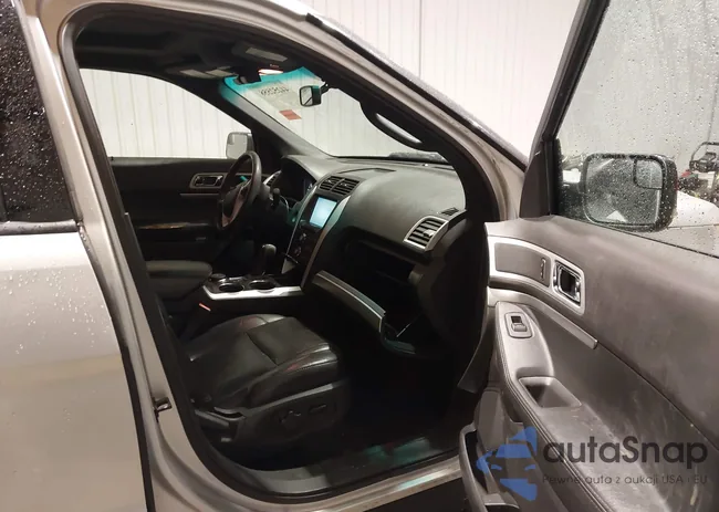 1FMHK8D8XBGA34884: 44252558