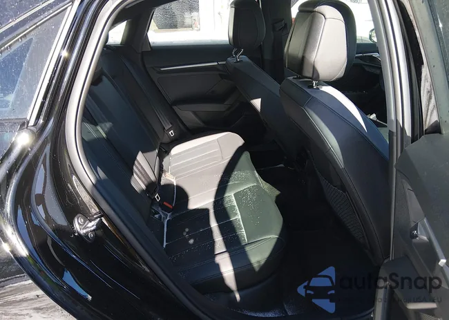 WAUAUDGY2RA136677: 44252583