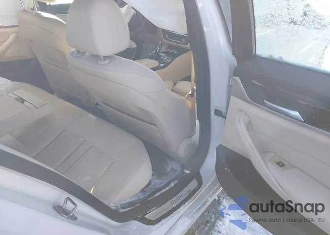 WBAJA7C55KWW19028: 44252611