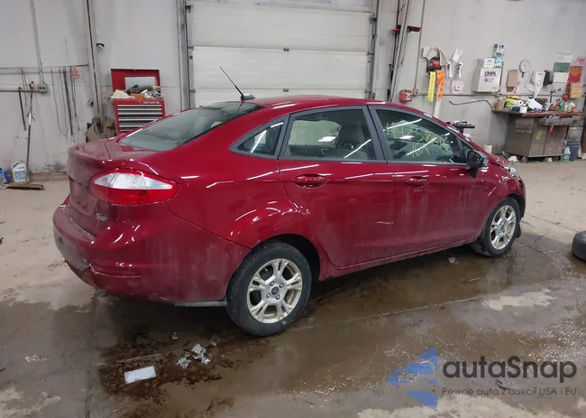 3FADP4BJ3GM203570: 44252618